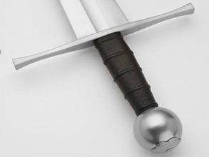 Sword hilt with leather grip and pommel.
